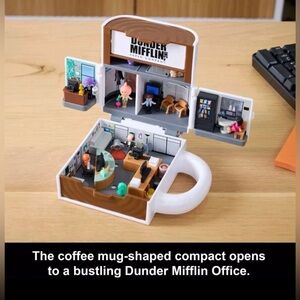 Polly Pocket Collector The Office Set With 6 Dolls Playset & Accessories